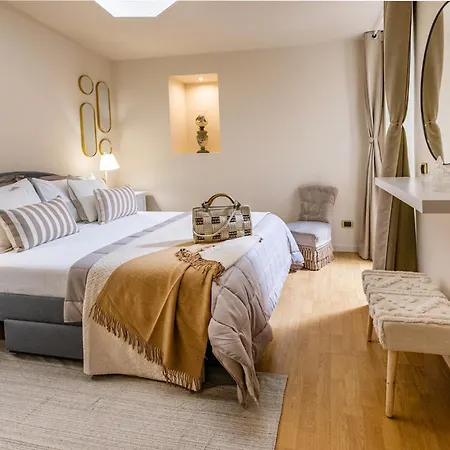 Apartment Sinatra