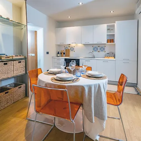 Apartment Sinatra
